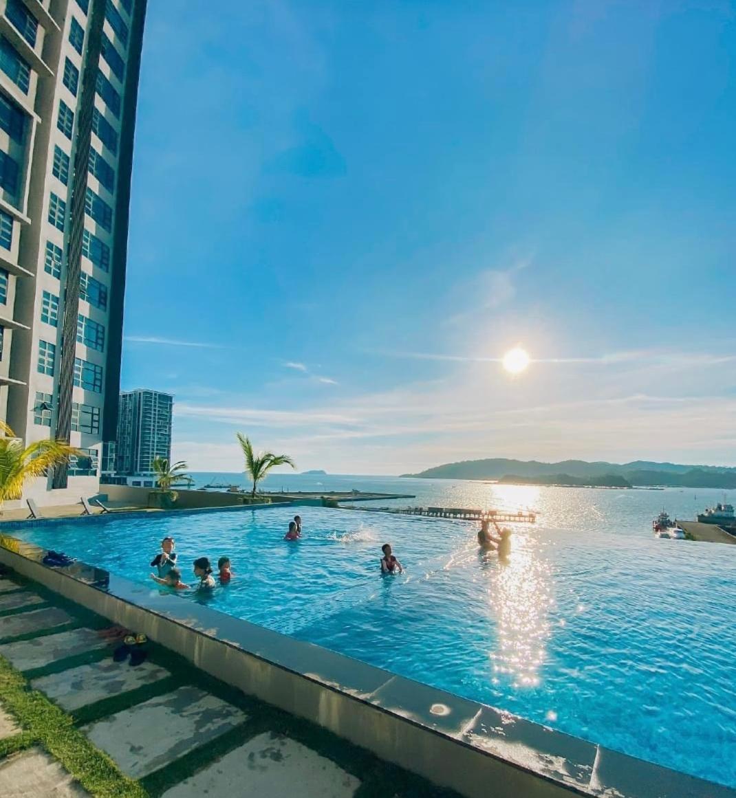 Seaview Luxury Condo Homestay 2Bed 2Bath Jesselton Quay By R2 Residence Kota Kinabalu Exteriér fotografie